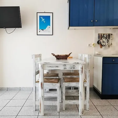 Apartment Sea Waves