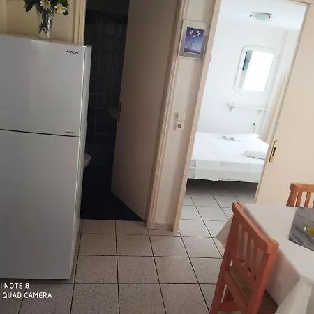 Sea Waves Apartman Néa Epídavrosz