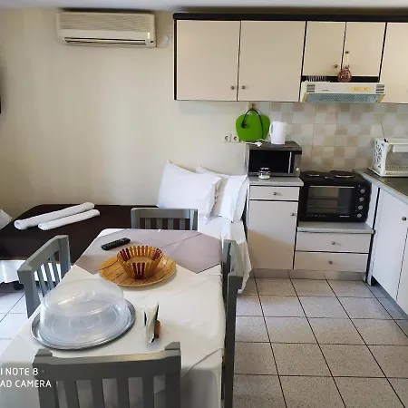 Sea Waves Néa Epídavrosz